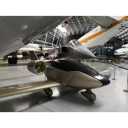Tou. AERONAUTICS AND CITY CENTRE