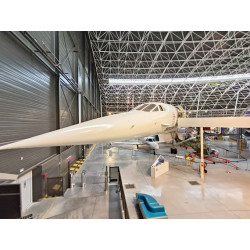 Tou. AERONAUTICS AND CITY CENTRE